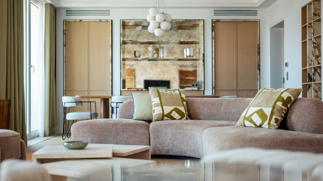 Appart Palais du rond point 6ème, designed by Cabinet architecture Cannes | Cochet Païs